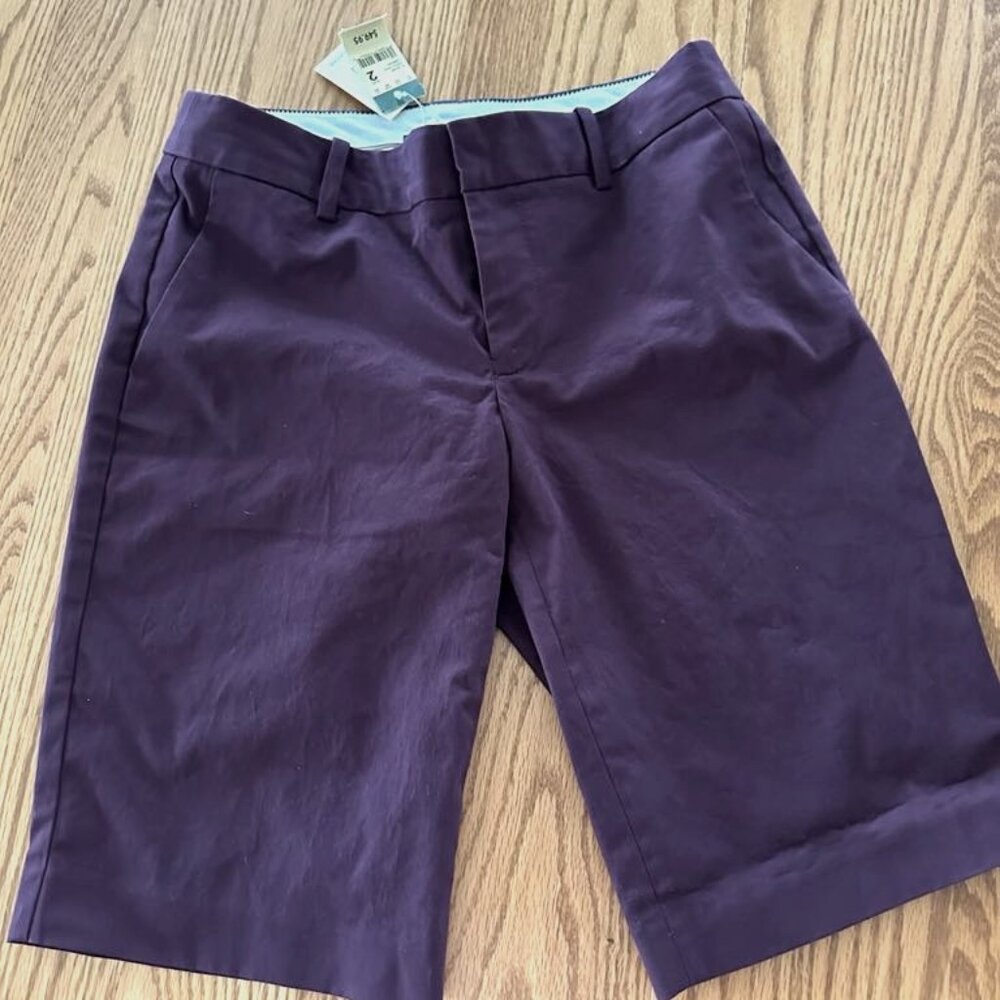 Eddie Bauer – Stretch Twill Short – Currant, Size 2